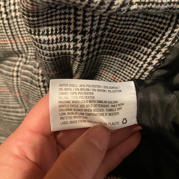 A New Day Plaid Puffer Jacket - Picture 5 of 5